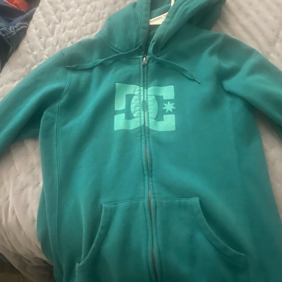 DC Teal Apparel - Picture 2 of 3